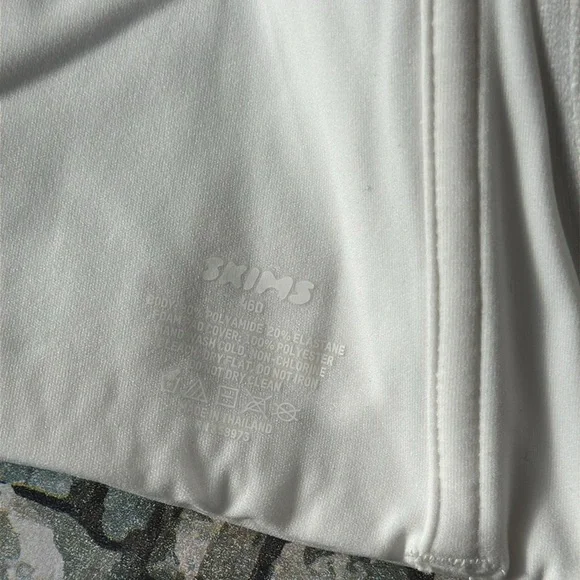 SKIMS Fits Everybody Strapless Bra Sz 46D - Picture 6 of 8